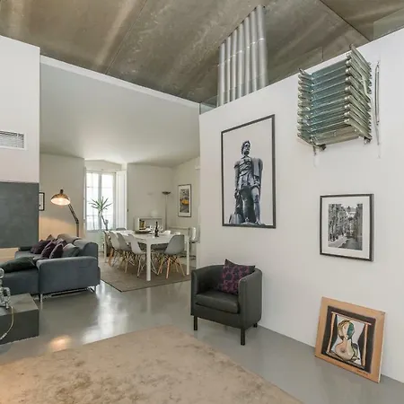 Heart Of Chiado - Apt With A/c & Parking