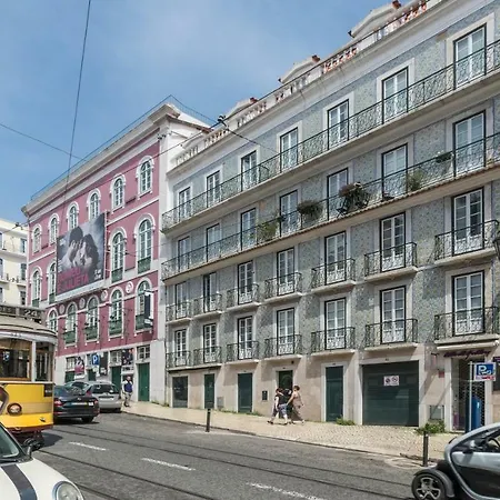 Heart Of Chiado - Apt With A/c & Parking * Lisboa