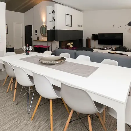 Appartamento Heart Of Chiado - Apt With A/c & Parking *