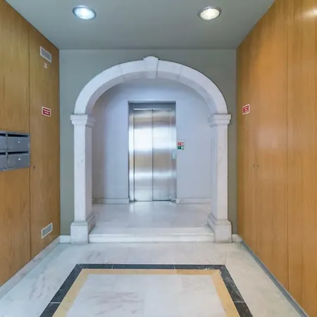 Διαμέρισμα Heart Of Chiado - Apt With A/c & Parking