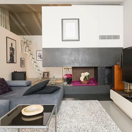 Heart Of Chiado - Apt With A/c & Parking